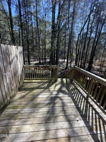 Building Photo - 121 Winners Cir