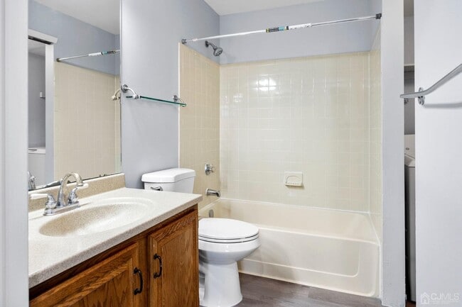 Building Photo - 7520 Tamarron Dr