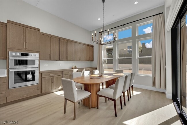 Building Photo - 10973 Horizon Ledge Ave