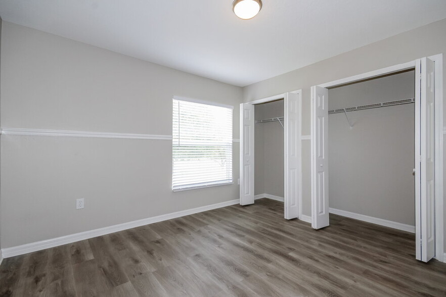 Building Photo - 5729 Sweet William Terrace