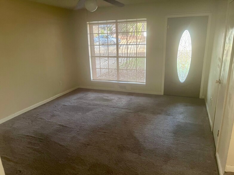 Building Photo - 253 Stilley Rd