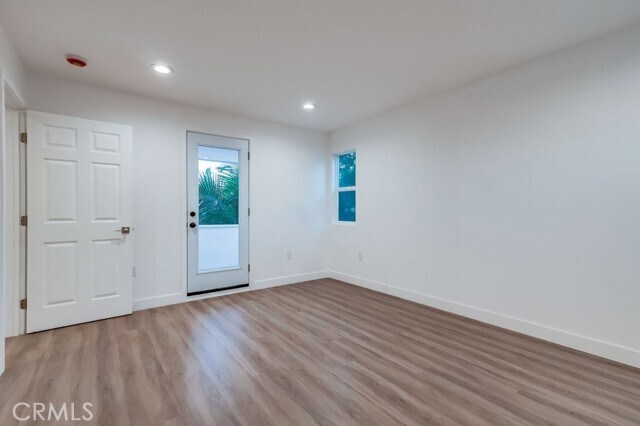 Building Photo - 4016 6th Ave