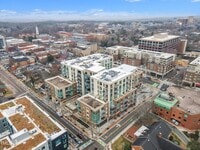 Building Photo - 140 W Franklin St