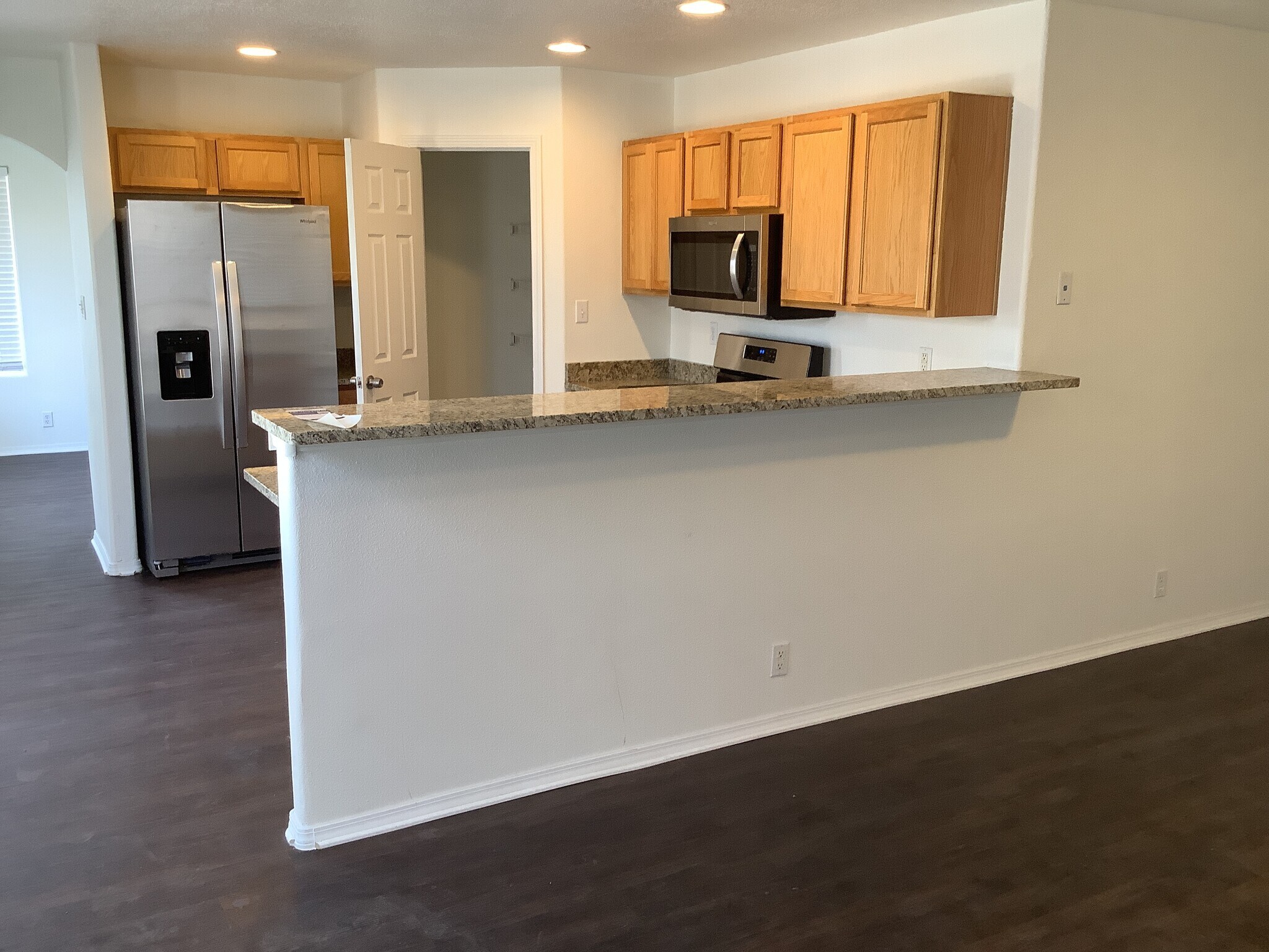 Building Photo - 1833 Chicoma Rd NE