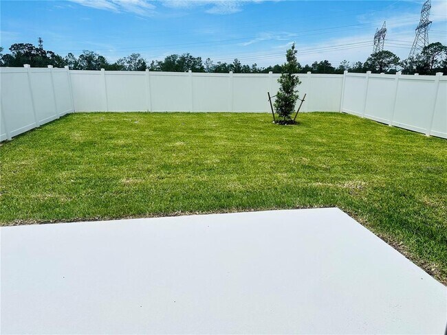 Building Photo - 3537 Hornbeam Rd