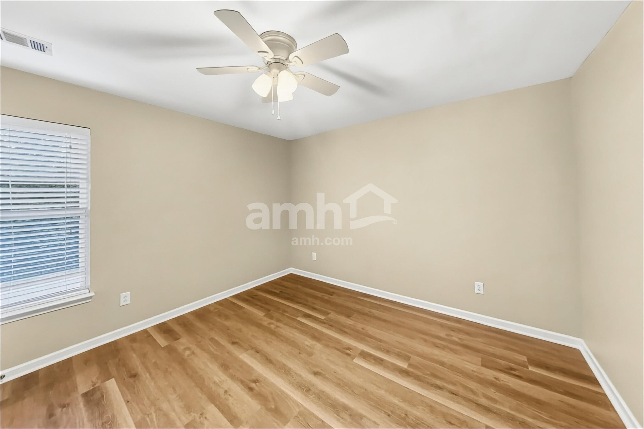 Building Photo - 1808 Bunting Way Dr