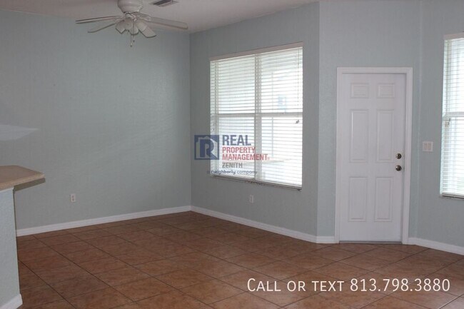 Building Photo - 1415 Summergate Dr