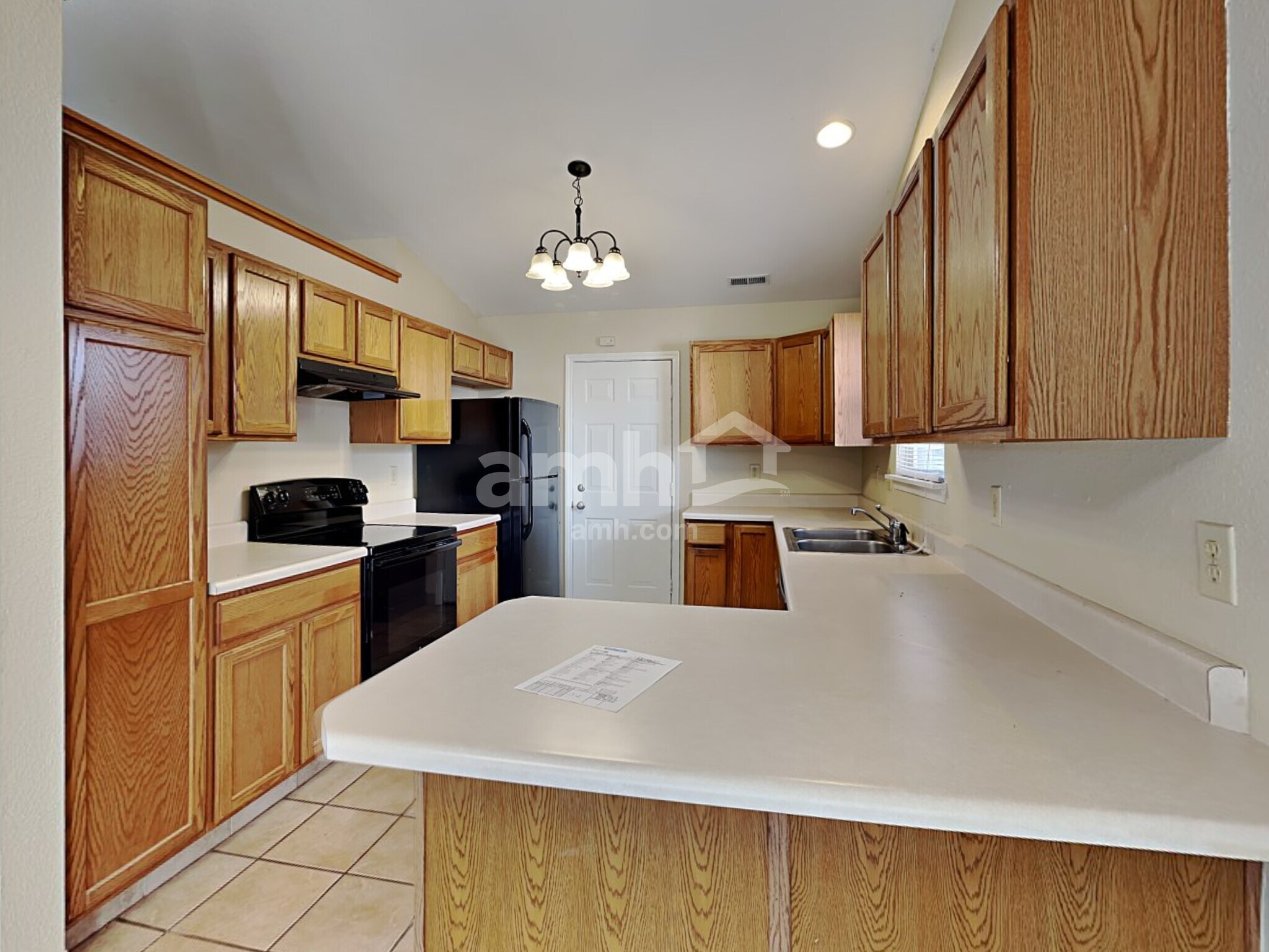Building Photo - 7457 Kidwell Dr