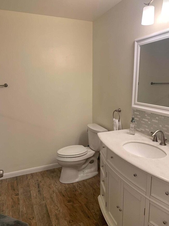 Building Photo - 204 Cape Pointe Cir