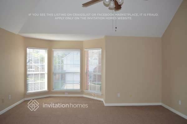 Building Photo - 1109 Ashford Dr