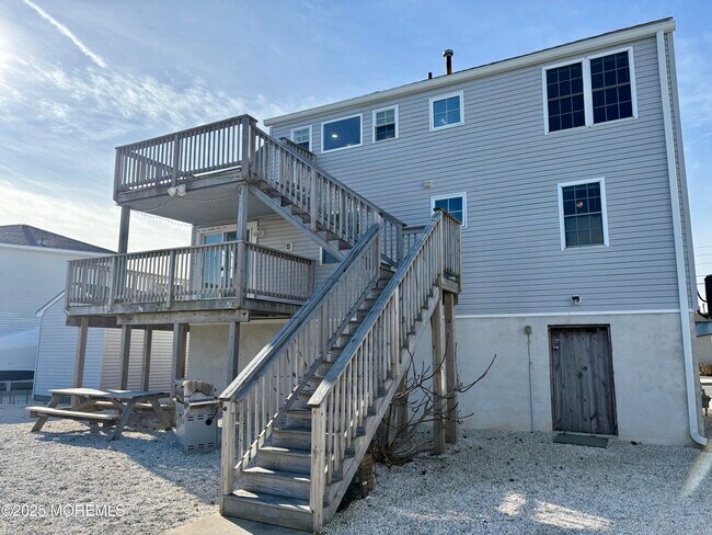 Building Photo - 24 Richard Dr
