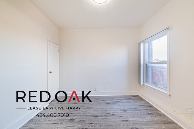 Building Photo - 2749 San Marino St