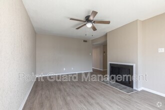 Building Photo - 2286 Ridgmar Plaza