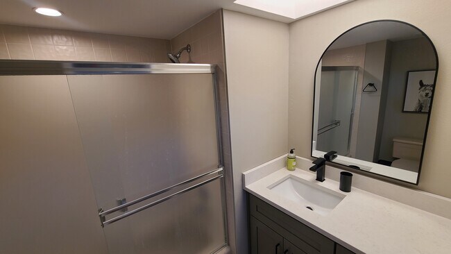 Building Photo - 1319 Dockside Pl