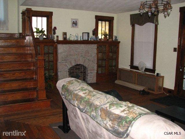 Building Photo - 4 br, 2 bath House - 457 Strayer Street,