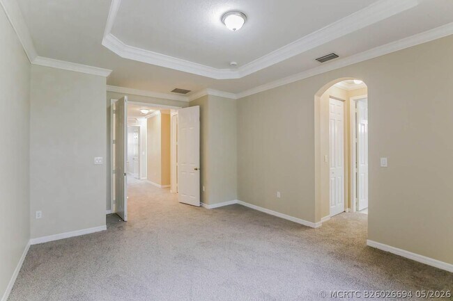 Building Photo - 8943 SW 228th Ln