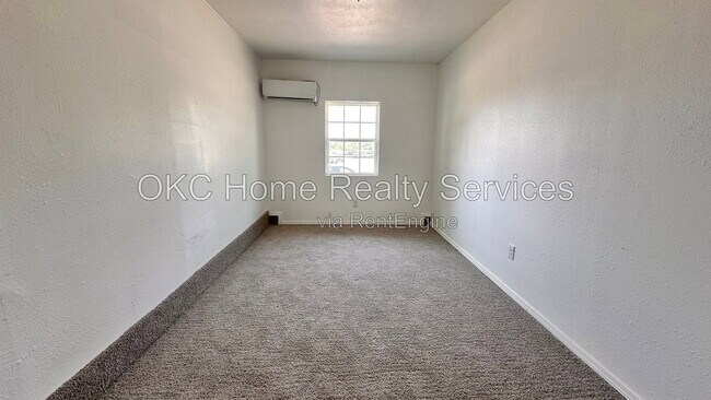 Building Photo - 4300 Bonaparte Blvd