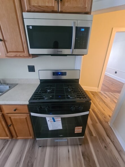 Building Photo - 46 Kelly Pky