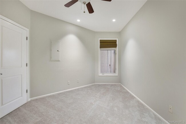 Building Photo - 410 Westchester Ave