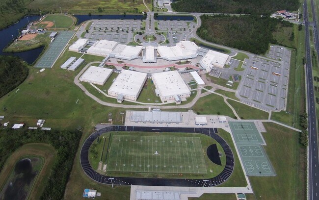 Building Photo - PENDING APPLICATION- MOVE IN SPECIAL- 3/2....