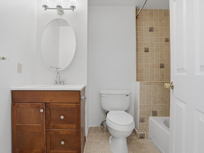 Building Photo - Upgraded Sparks Home