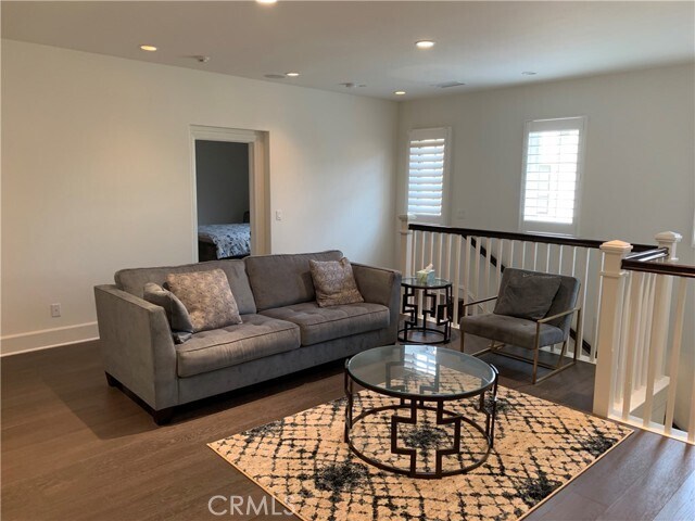 Building Photo - 115 Candleglow