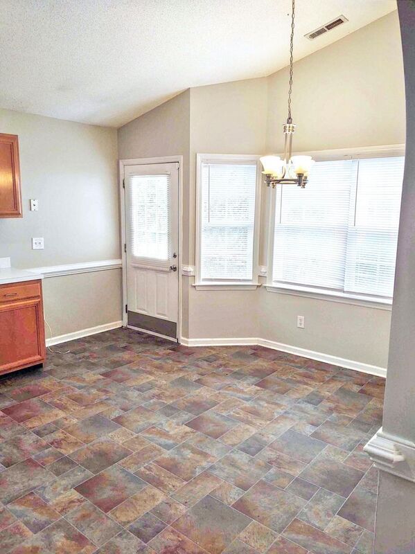 Building Photo - 2229 Saponi Village Ct