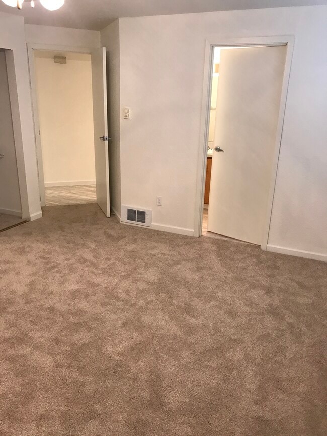 Building Photo - 8218 126th Ave NE