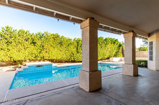 Building Photo - 12349 N 71st Dr