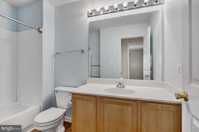 Building Photo - 21639 Kings Crossing Terrace
