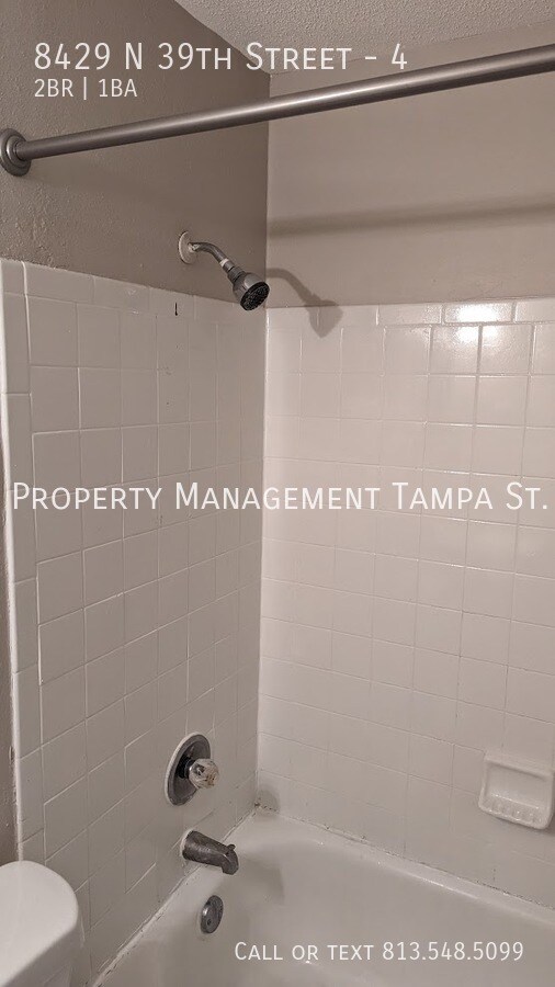 Building Photo - 8429 N 39th St