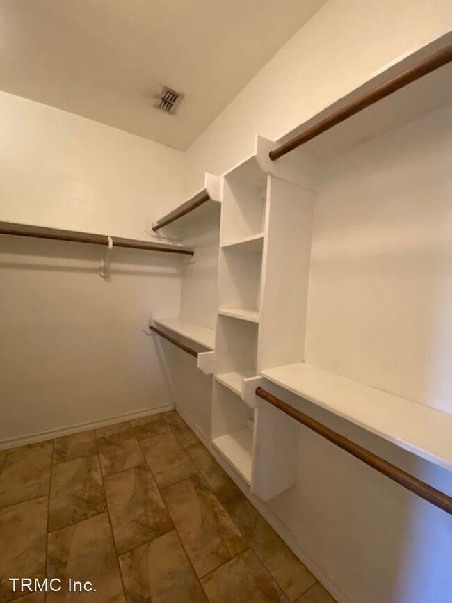 Building Photo - 3 br, 2 bath House - 2561 DATE PALM DR.