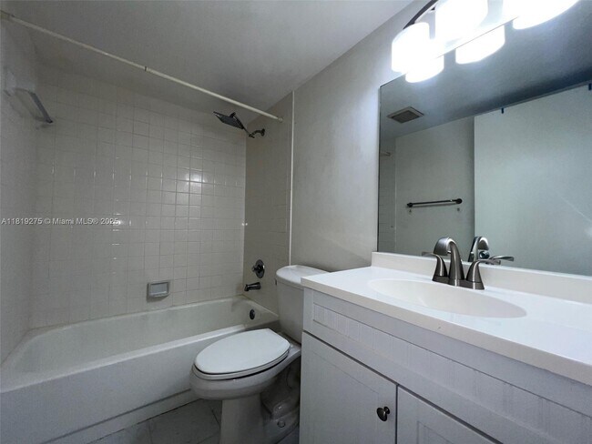 Building Photo - 200 SW 132nd Way