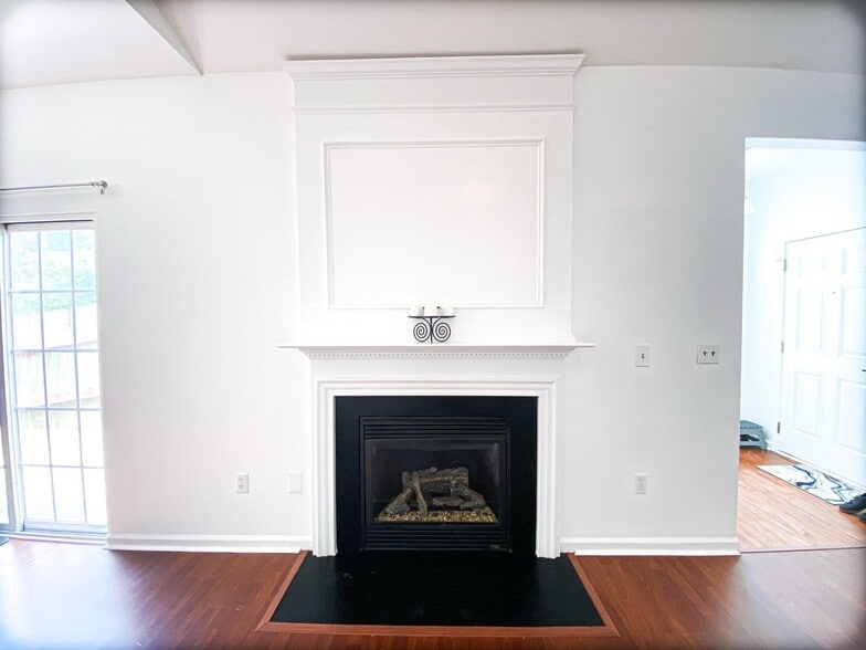 Building Photo - 4 Maravista Ave