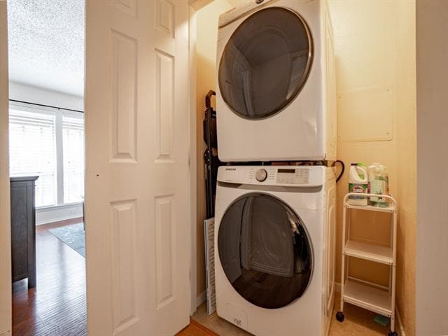 Building Photo - 5132 Amesbury Dr