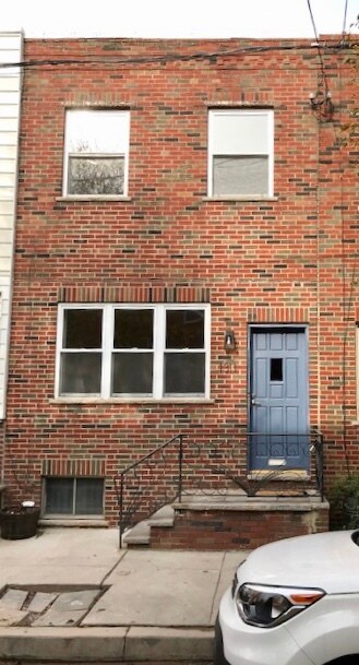 Building Photo - 1311 Sigel St