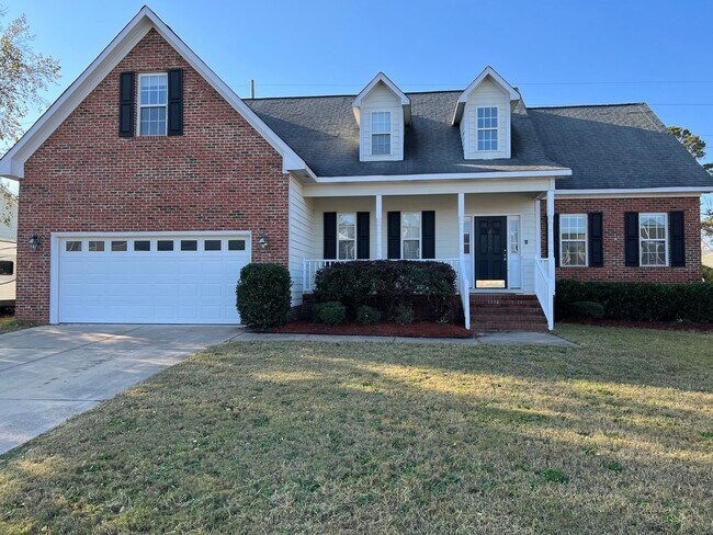 Primary Photo - Jack Britt School District! 5br, 2.5 ba