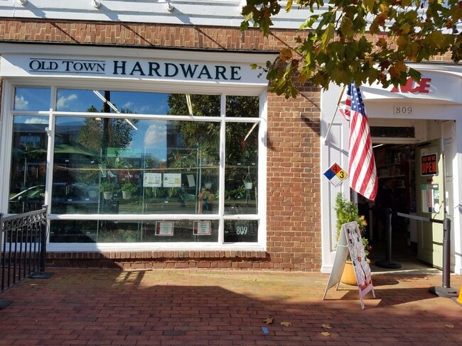 Lots of shopping - one block away - 715 S Washington St