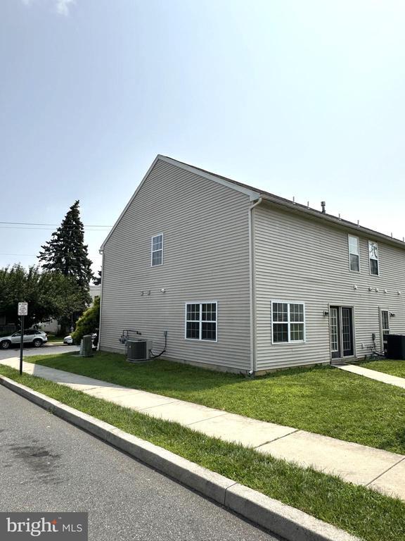 Building Photo - 204 Tulpehocken Ave