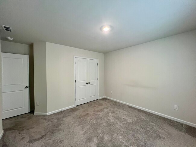 Building Photo - 314 Hamptons Cove Rd