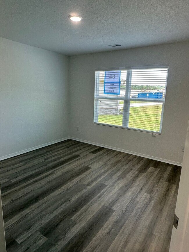 Building Photo - Pre-Leasing Available — Spacious 4-Bedroom, 2-Bath Home in Benton | Coming Soon!