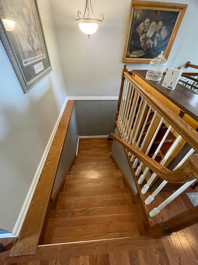 Building Photo - PRE-LEASING - Fully Furnished 6mo Short Term Rental in Ozark