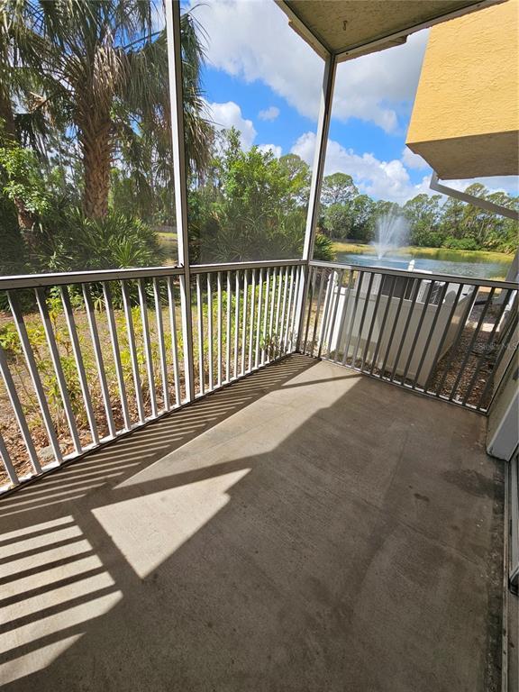 Building Photo - 5552 Bentgrass Dr