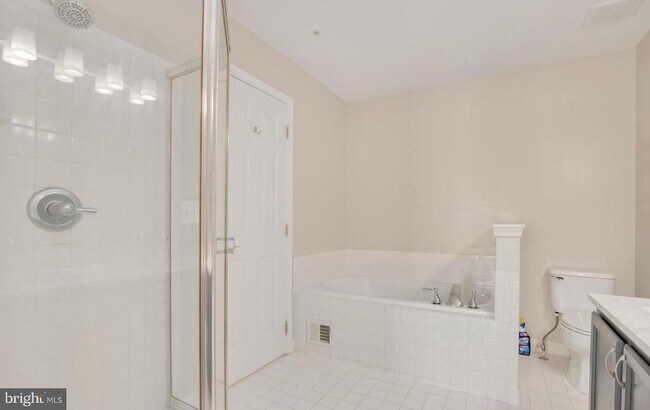 Building Photo - 20433 Alderleaf Terrace