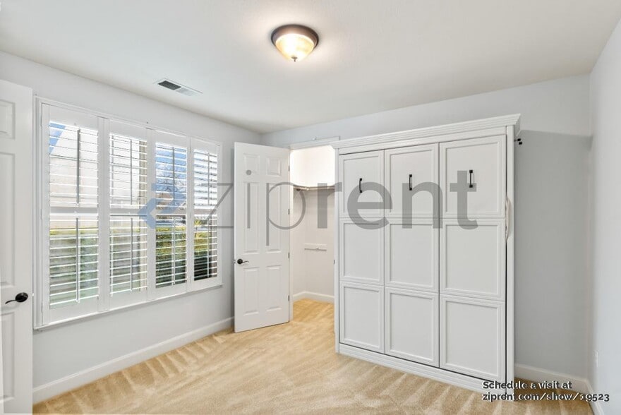 Building Photo - 1265 Royal Creek Ct