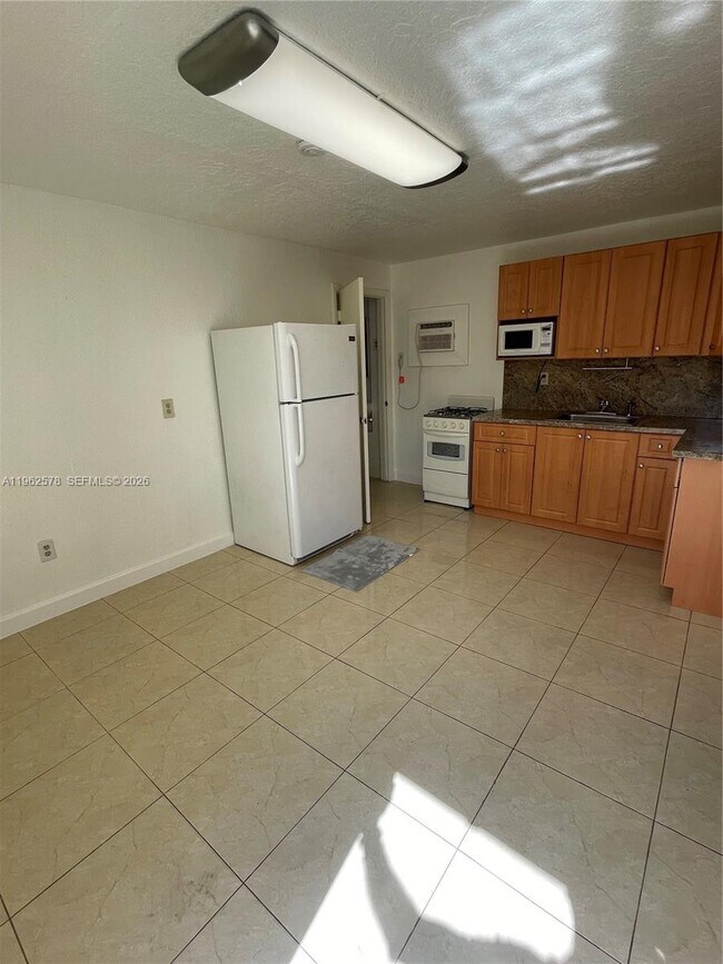 Building Photo - 4851 NW 192nd St