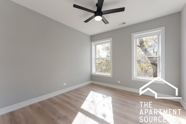 Building Photo - 2200 N Kedzie Blvd