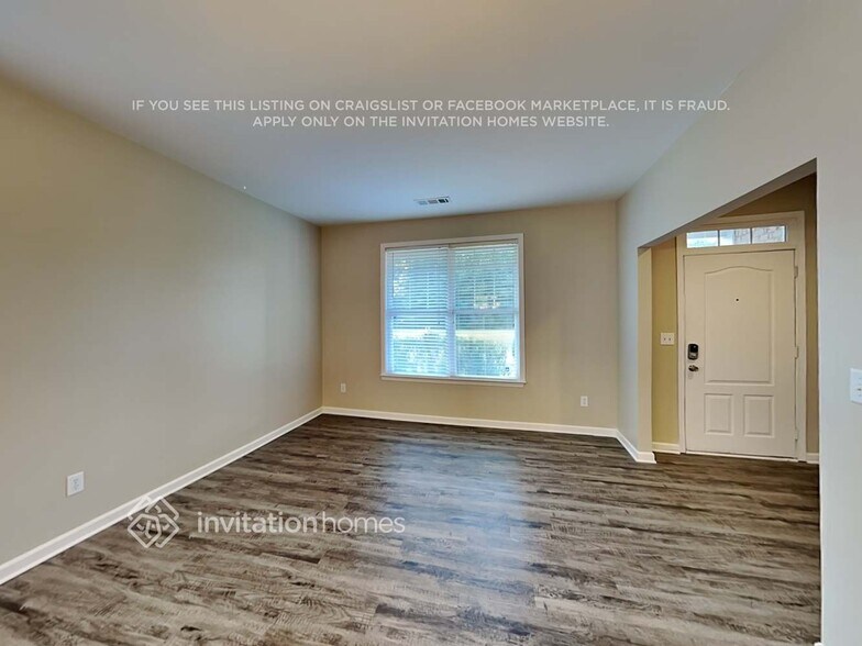 Building Photo - 4400 Savannah Dr