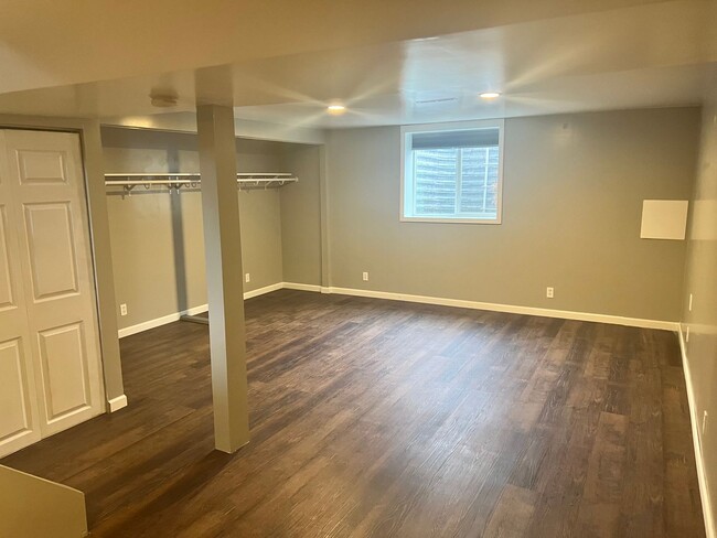 Building Photo - Adorable 3 bedroom 1.5 bathroom house for ...