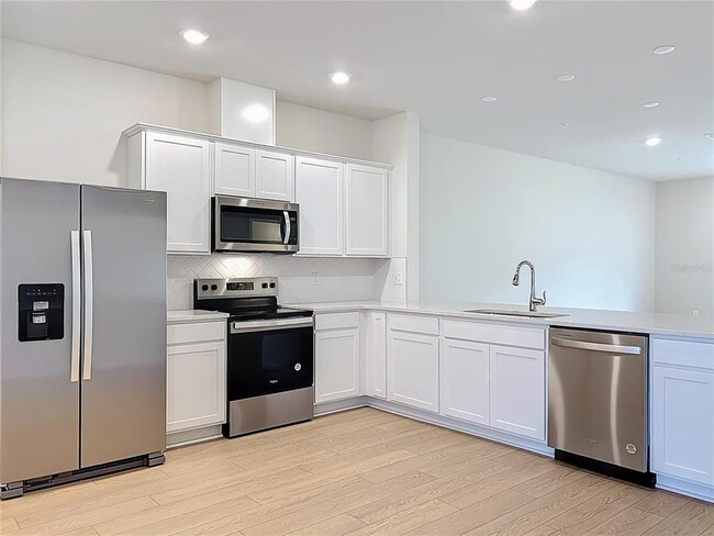 Building Photo - 431 Meadowland Pt